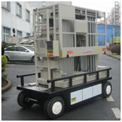 Most Stable And Safest 10 M Self-propelled Electric Four Mast Lift Vertical Platform Lift Aerial Work Platform 12m