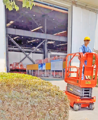 6m Scissor Lift Mini Scissor Lift Platform 7.6 Meter Height For Painting And Cleaning